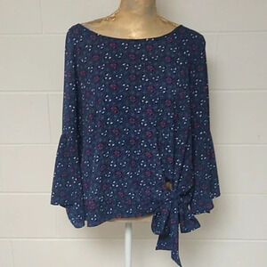 MICHAEL KORS SWEET HEART SCOOP NECK, SIDE TIE, 3/4 BELL SLEEVE BLOUSE